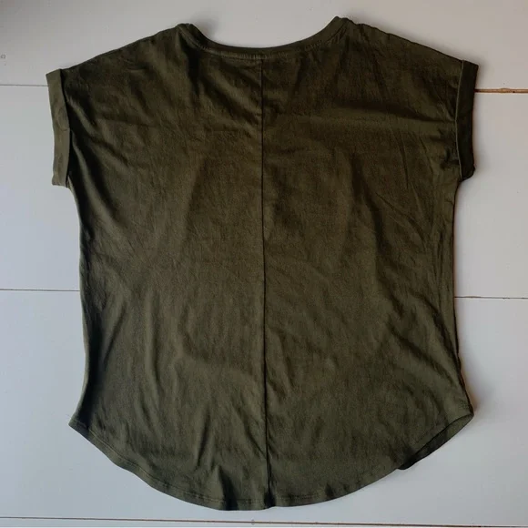 NEW YORK & COMPANY Women’s Green Olives Top Summer vibe & Hot Weather size:M - Picture 4 of 6